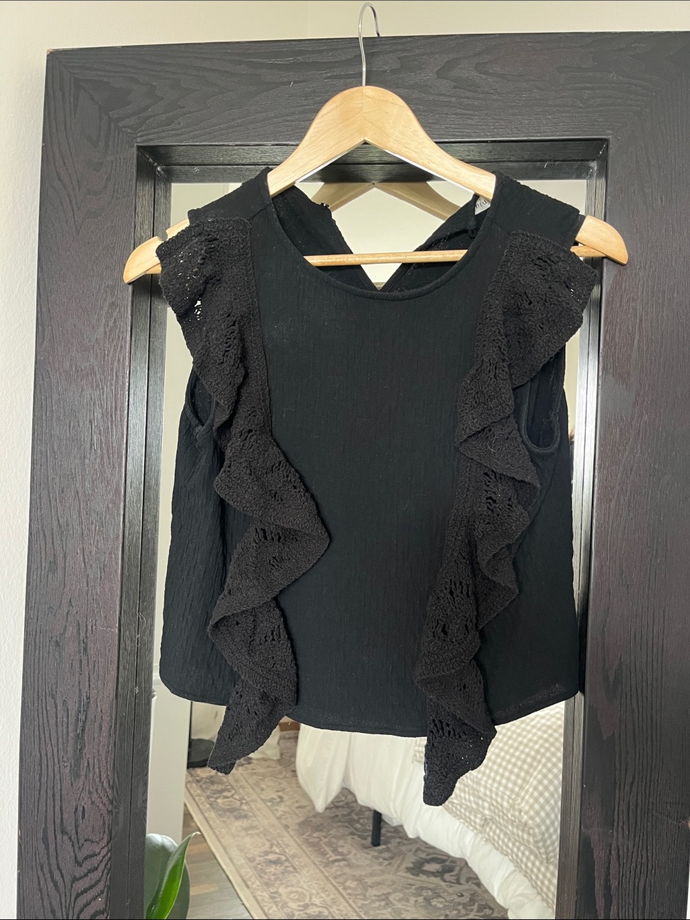 Neuflora Top Black Size Small